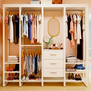 Meet your Posher, Hala